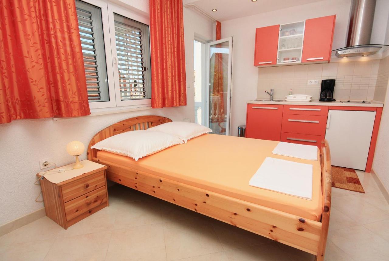 Apartments With A Parking Space Vodice - 2995 Kültér fotó